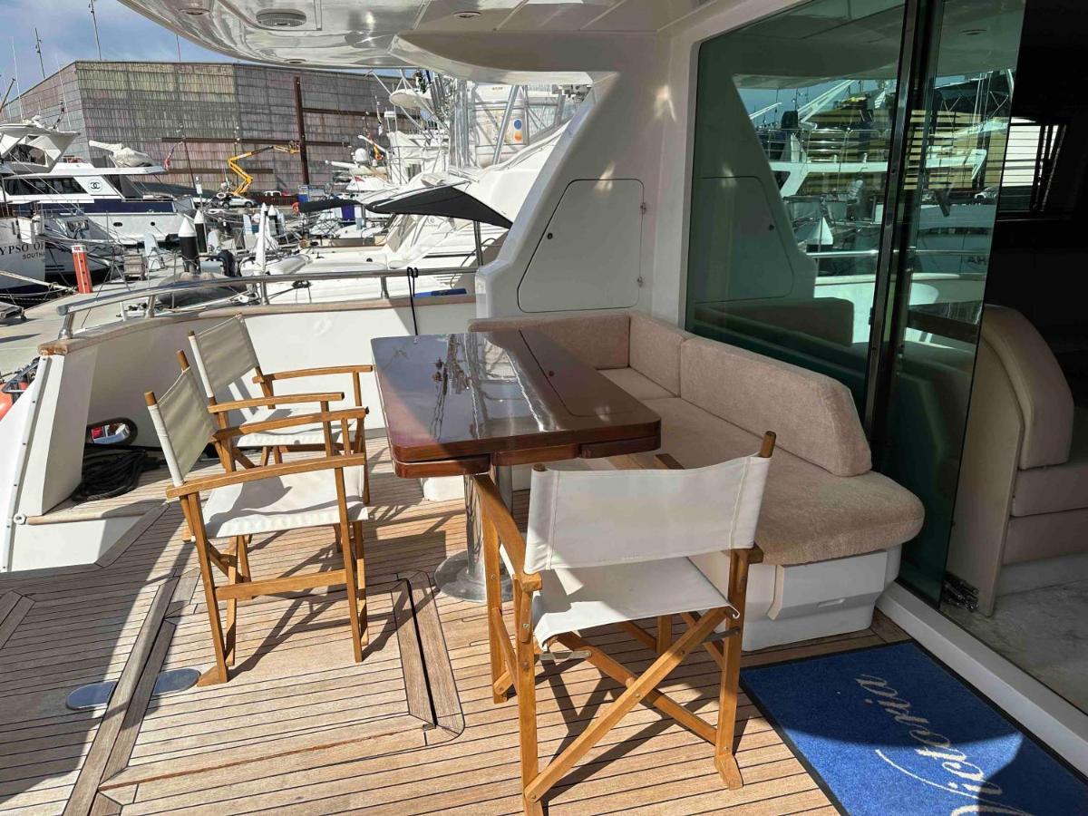 Yacht 20Metros Hotel Sant Adria de Besos Luaran gambar