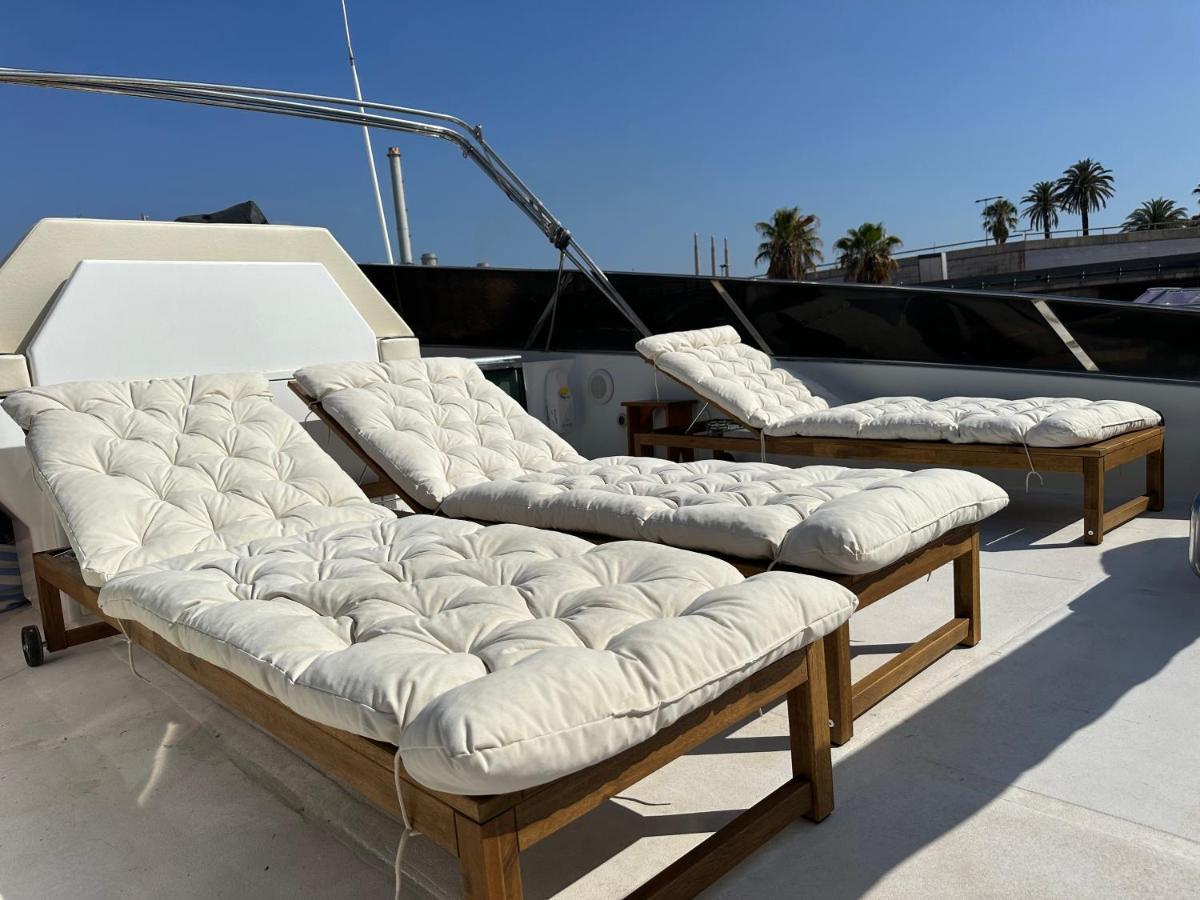 Yacht 20Metros Hotel Sant Adria de Besos Luaran gambar