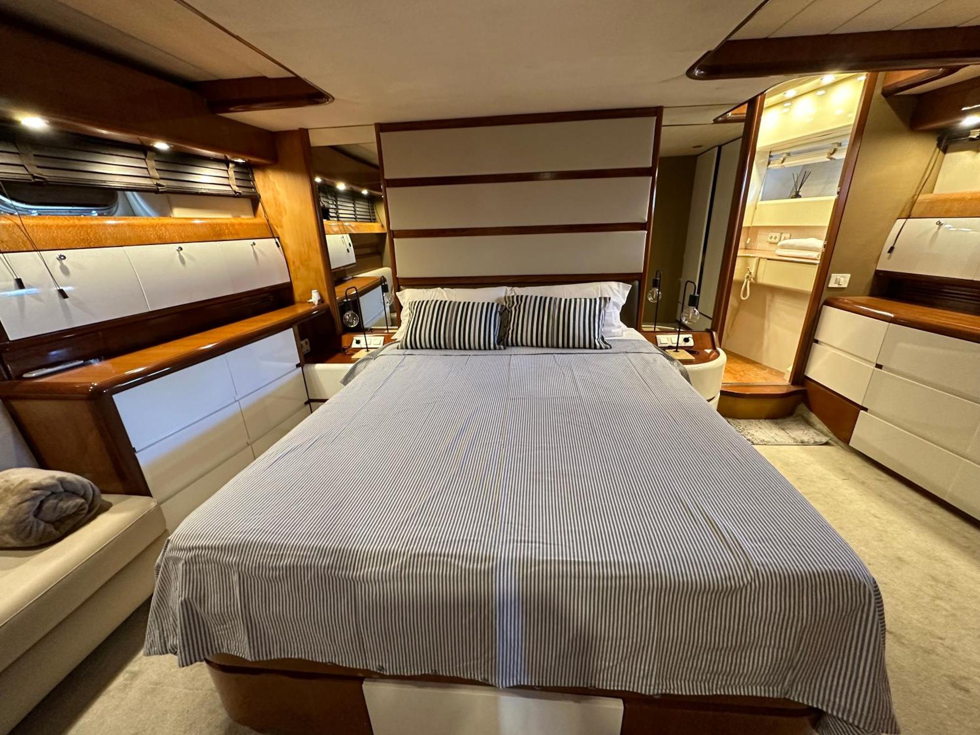 Yacht 20Metros Hotel Sant Adria de Besos Luaran gambar